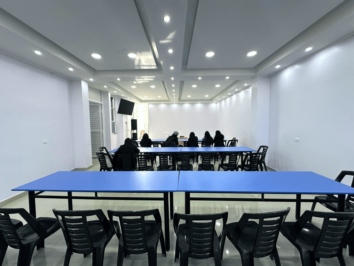 salon sala de capacitaciones y eventos Las Retamas en Huancayo